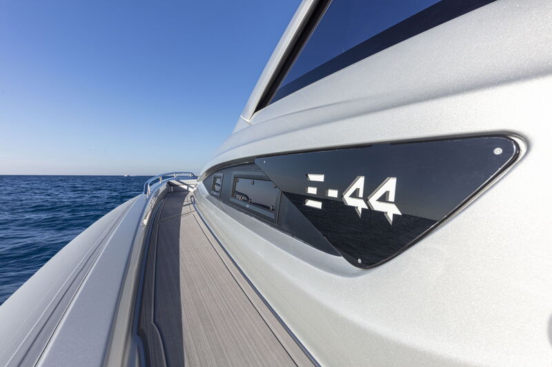 E-Motion 44