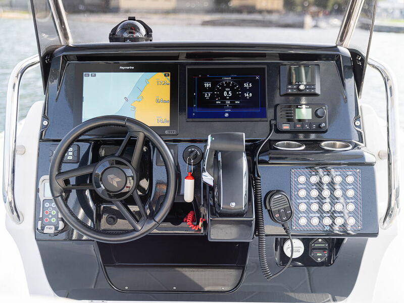 R-Evolution 26