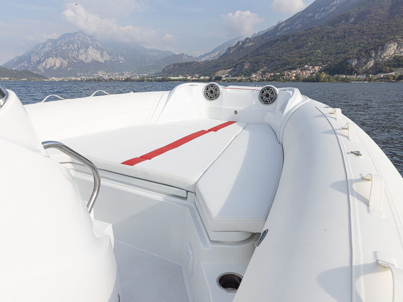 R-Evolution 26