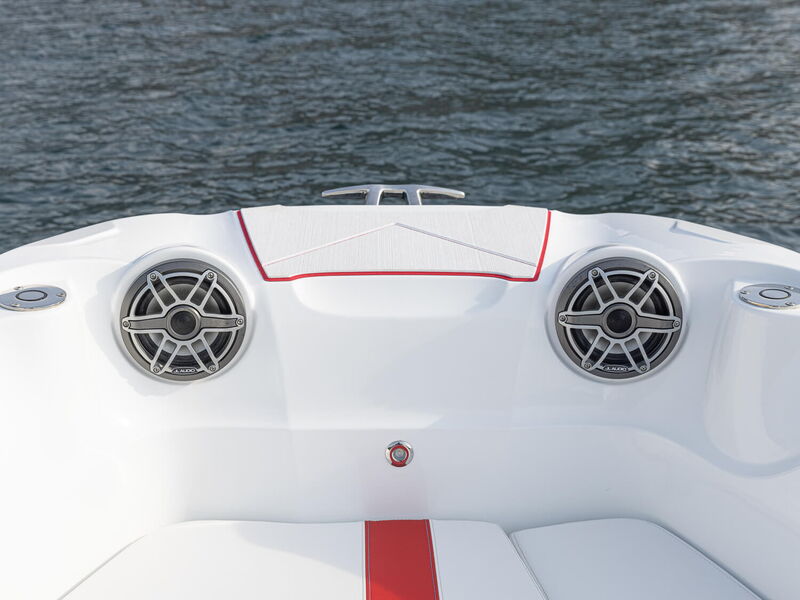 R-Evolution 26