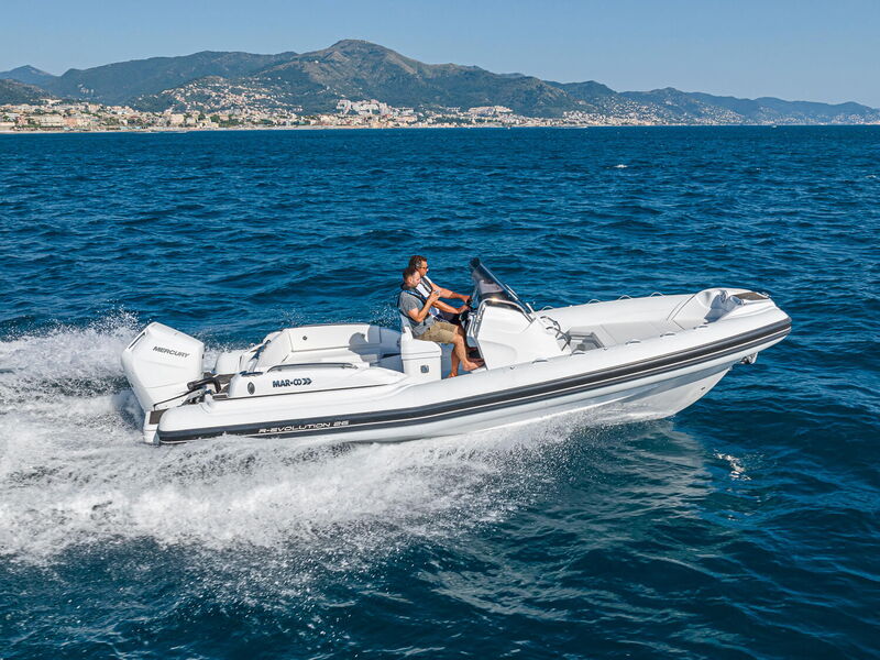 R-Evolution 26