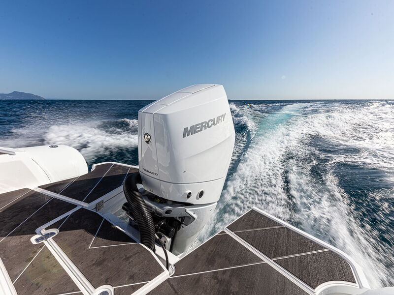 R-Evolution 26