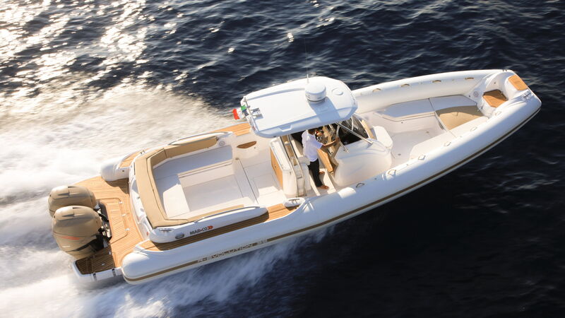 R-Evolution 35