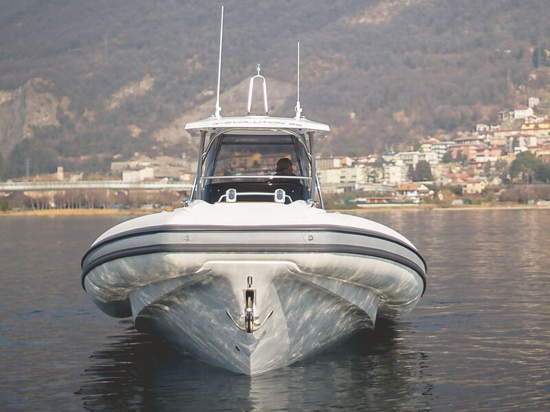 R-Evolution 35