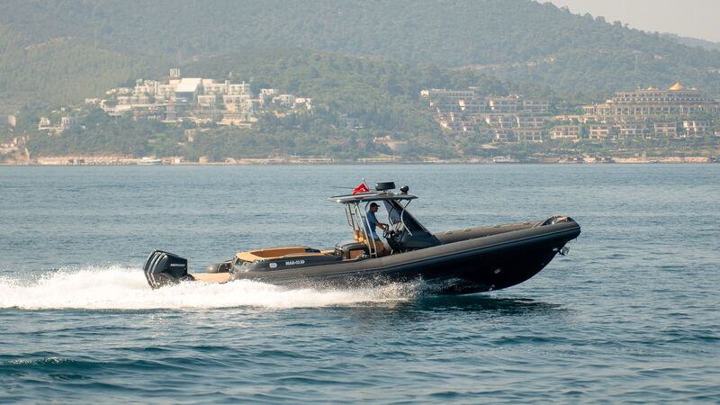 R-Evolution 36