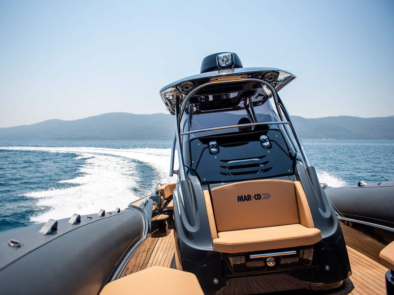 R-Evolution 36