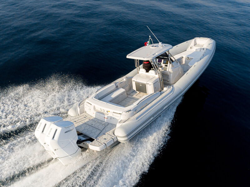 R-Evolution 36